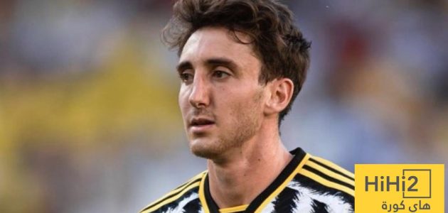 برشلونة يضع عينه على مدافع يوفنتوس
