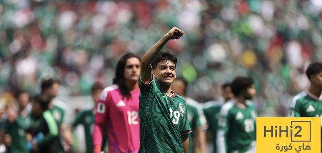 جوهرة المكسيك تدخل التاريخ .. مورا أصغر لاعب يرتدي قميص المنتخب في المونديال