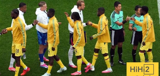 قبل مباراة إنجلترا وغانا.. لاعب إنجليزي يرفض مصافحة توماس بارتي