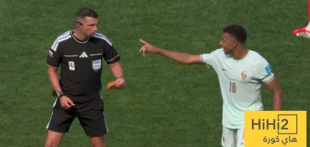 لقطة طريفة لمبابي أثناء مغادرة ملعب لقاء الترويج … ماذا حدث؟
