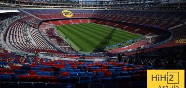 صور .. برشلونة يستبدل أرضية ملعب الكامب نو