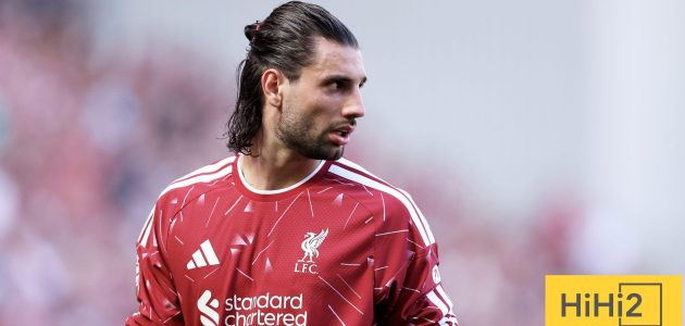سوبوسلاي يشيد بمدرب باريس سان جيرمان: لويس إنريكي ساحر