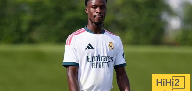 صور : جمهور ريال مدريد ينفجر ويطالب بطرد كامافينغا